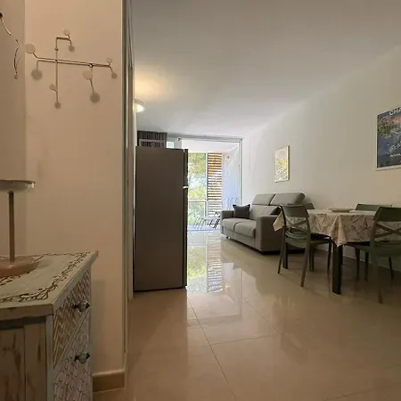 Magnolie Bright Terrazzo Vivibile E Parcheggio Privato Appartement Eraclea Mare
